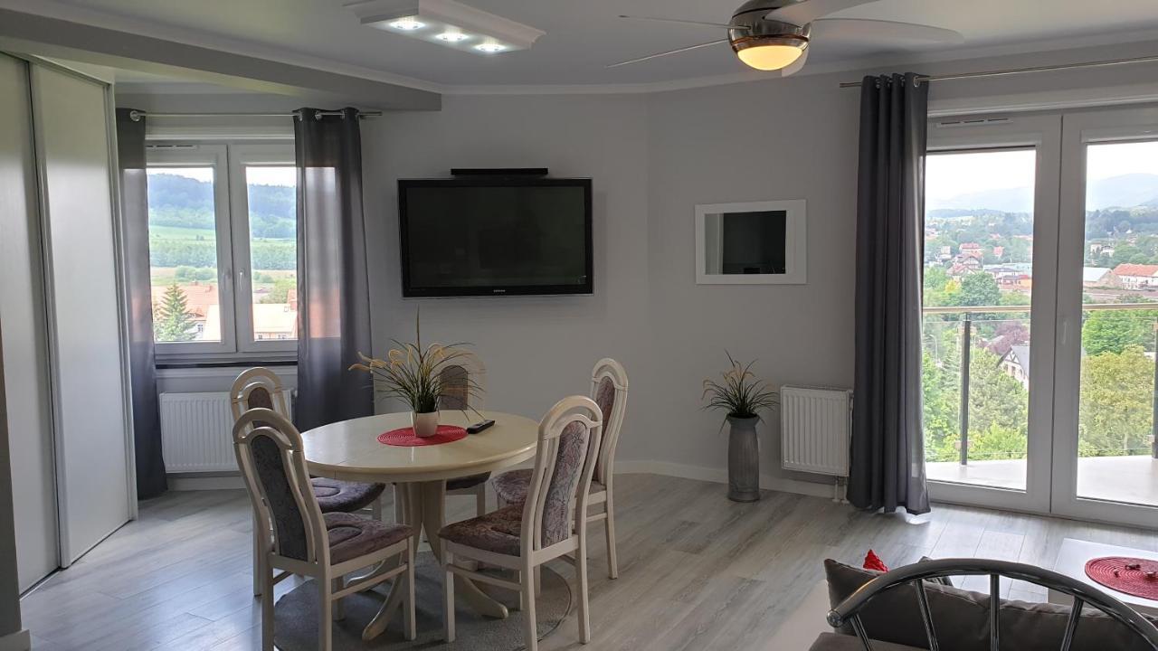 Apartamenty Podzamcze Валбжих Екстериор снимка