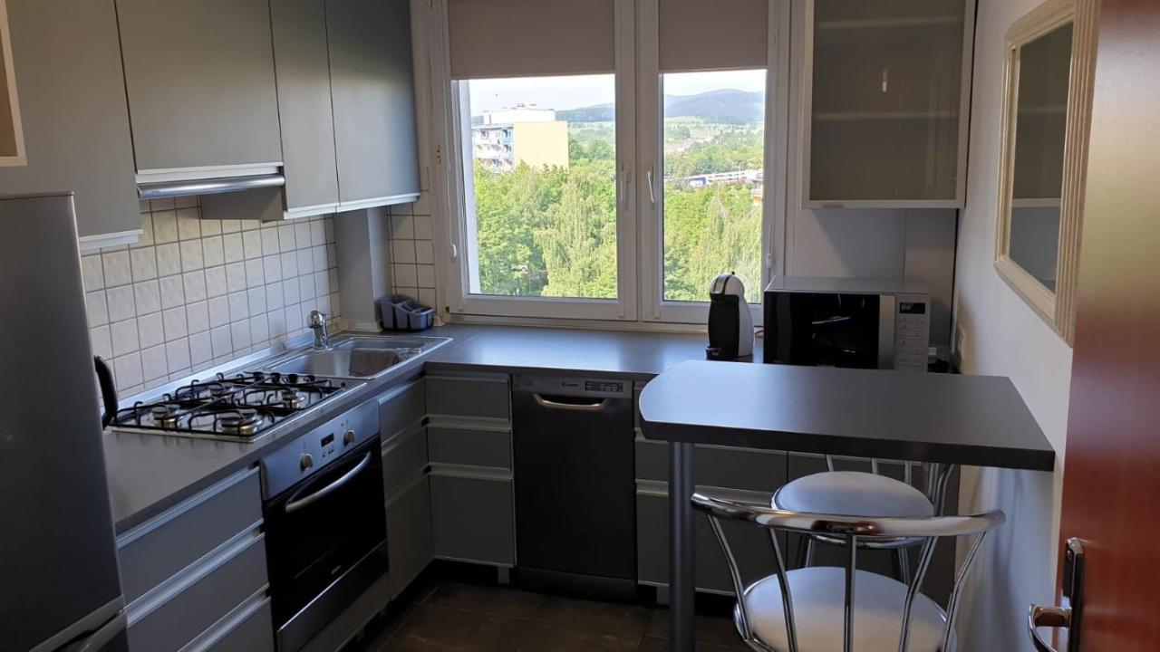 Apartamenty Podzamcze Валбжих Екстериор снимка
